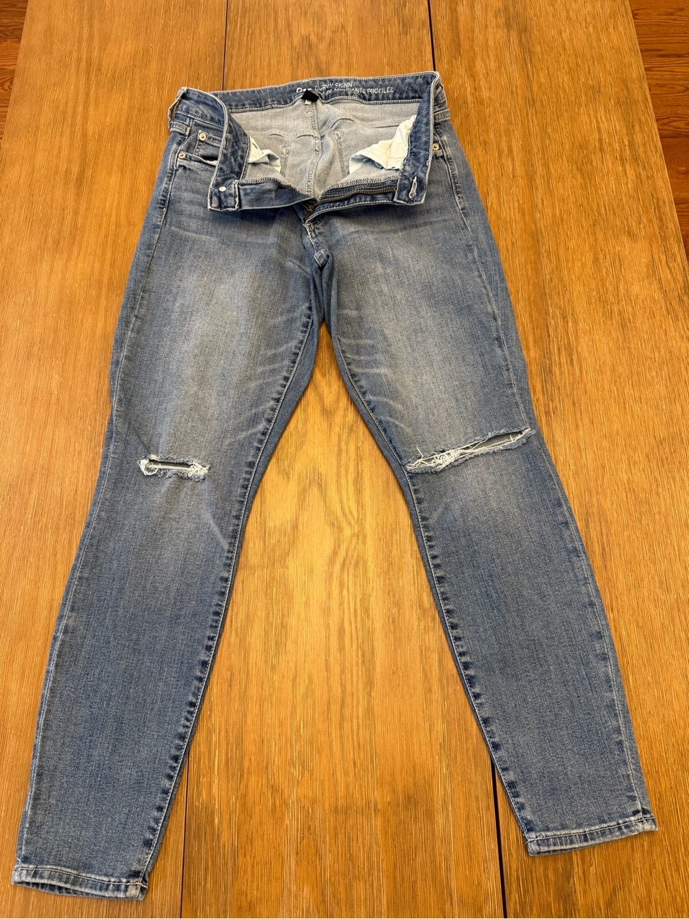 Gap Curvy Skinny Distressed Jeans Size 10/30R